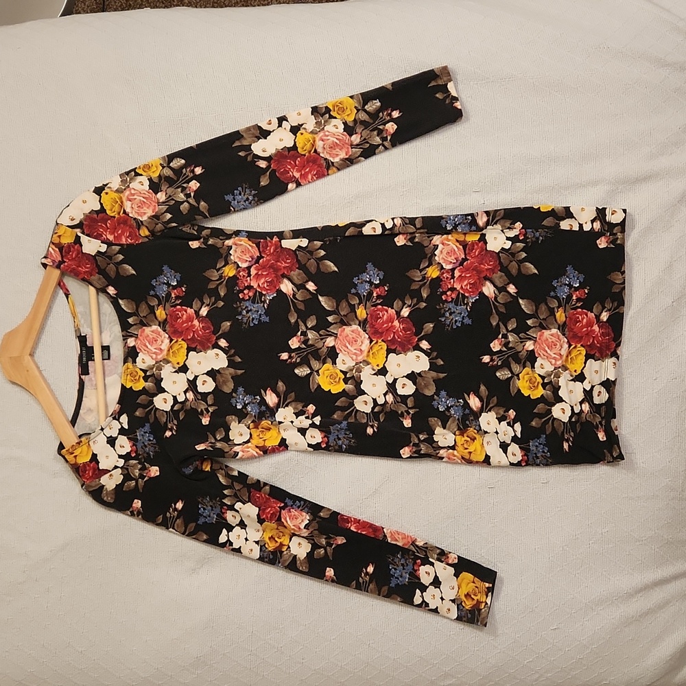 Forever 21: floral dress